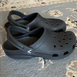 CROCS Classic Clog size 8 unisex like new